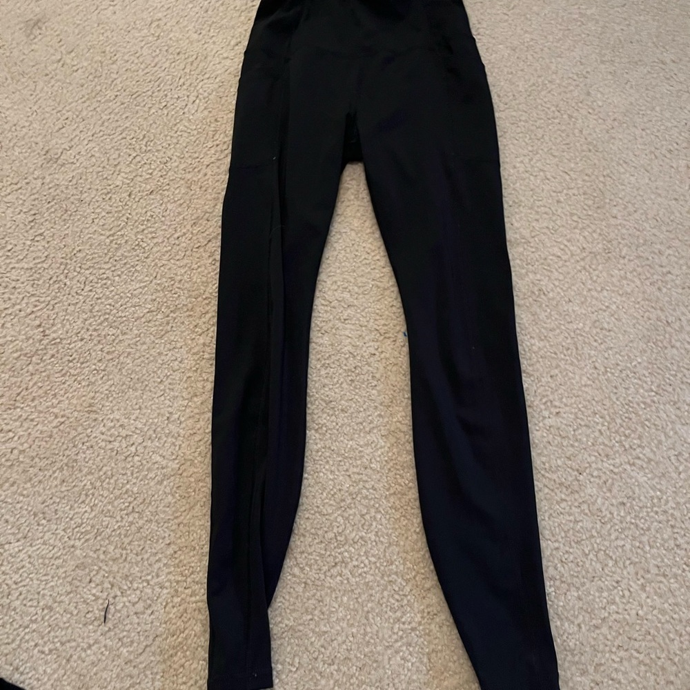 Black leggings